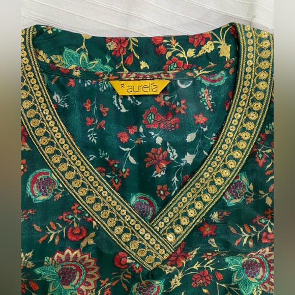 Aurelia Dresses & Skirts - Aurelia three piece XL size dress, new n unused, pretty silky dress